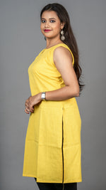 Load image into Gallery viewer, Khadi Kurti